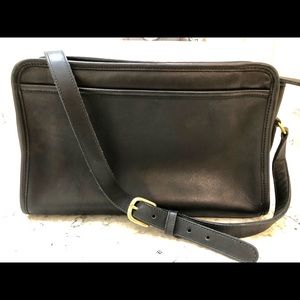 Coach Vintage Wendie Cross Body black 11”x7”